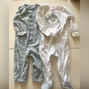 Carters 9month pajama bundle
